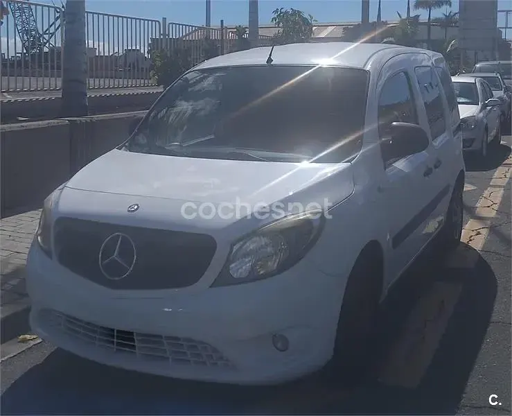 Usado Mercedes Citan 109 90 CV (66 kW) 2015 Blanco Monovolumen