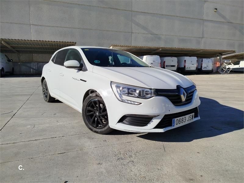 Blanco Usado 2016 Renault Mégane III Life Berlina | 8000 € (Buen precio) - Imagen 1/4
