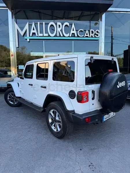Usado Jeep Wrangler Sahara 270 CV (198 kW) 2020 Blanco SUV