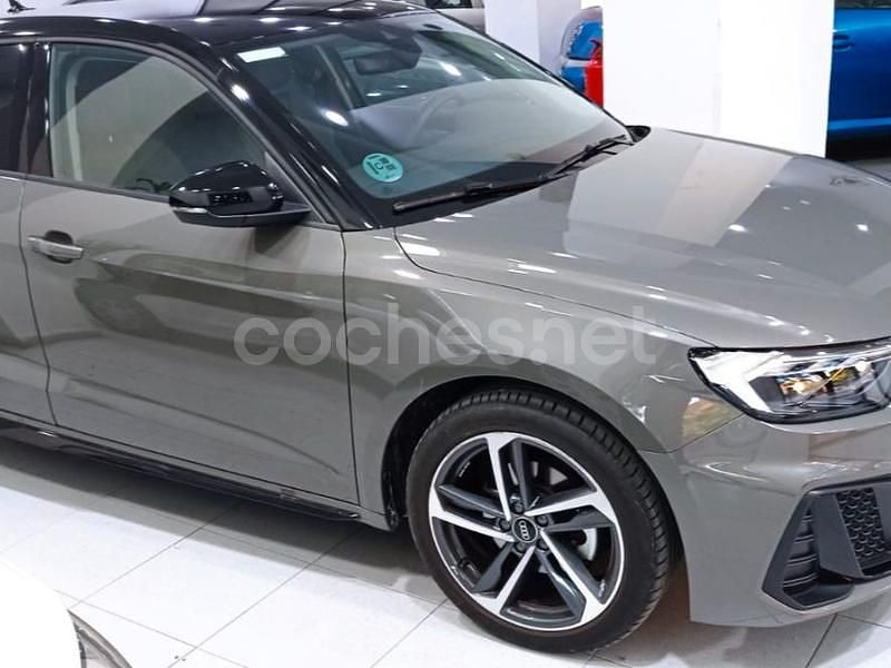 Usado Audi A1 Sportback 116 CV (85 kW) 2025 Gris / plata Utilitario