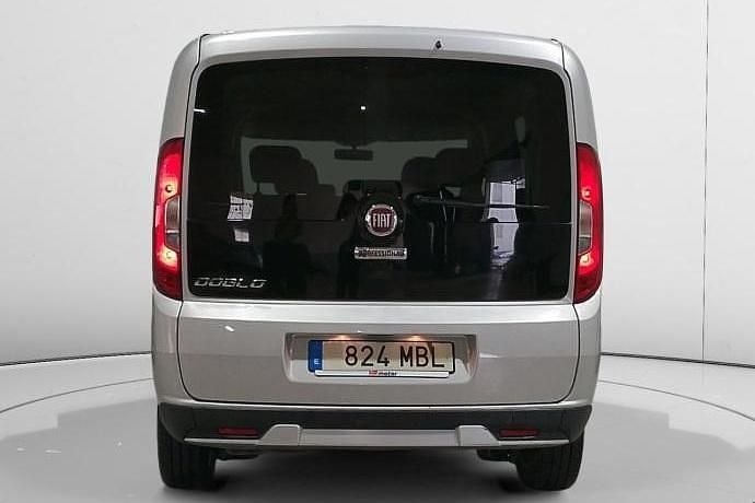 Usado Fiat Doblò Trekking 120 CV (88 kW) 2022 Monovolumen
