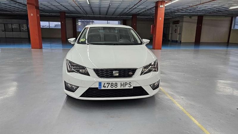 Usado Seat Leon FR 150 CV (110 kW) 2013 Blanco Utilitario