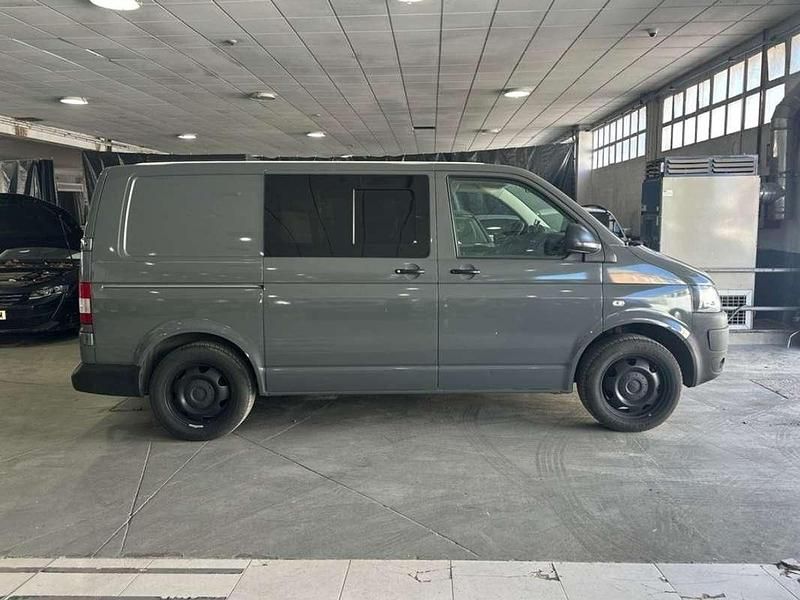 Usado VW T5 179 CV (131 kW) 2012 Gris Van