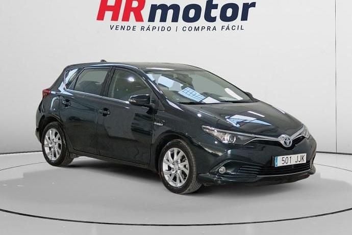 Usado Toyota Auris Hybrid 136 CV (100 kW) 2015