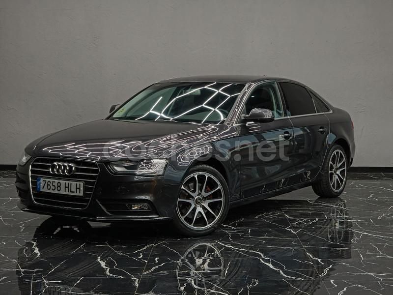 Gris / plata Usado 2012 Audi A4 Familiar | 12.000 € (Precio justo) - Imagen 1/4