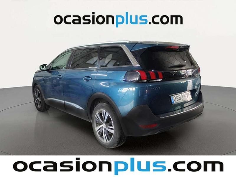 Usado Peugeot 5008 Allure 131 CV (96 kW) 2019 Verde SUV