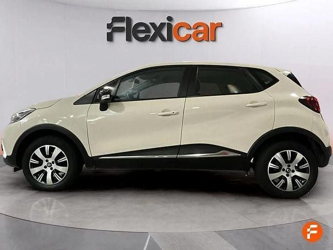Usado Renault Captur Intens 90 CV (66 kW) 2017 Beige SUV