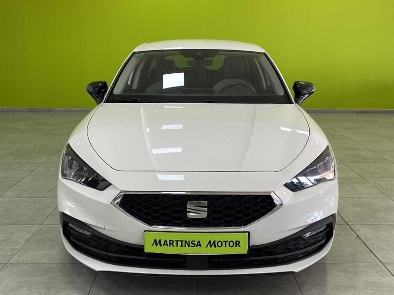 Usado Seat Leon Style 115 CV (84 kW) 2021 Blanco Berlina