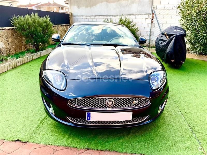 Usado Jaguar XK 385 CV (283 kW) 2012 Negro Coupe