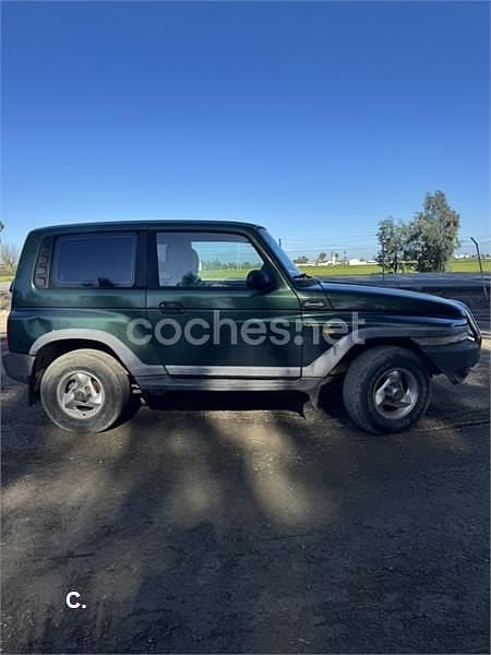 Usado Ssangyong (KGM) Korando 101 CV (74 kW) 2001 Verde SUV