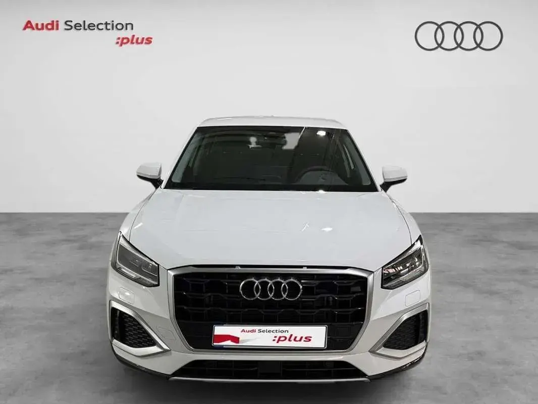Usado Audi Q2 Advanced Plus 116 CV (85 kW) 2026 Blanco SUV