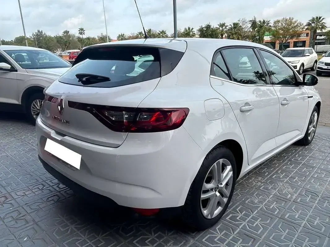 Usado Renault Mégane Business 116 CV (85 kW) 2020 Blanco Utilitario