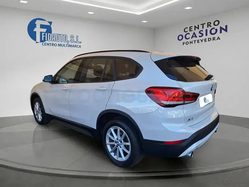Usado BMW X1 Comfort Edition 150 CV (110 kW) 2022 Blanco SUV