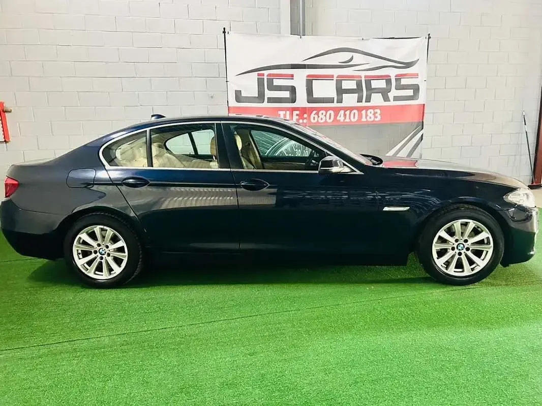 Usado BMW 520 Comfort Edition 184 CV (135 kW) 2014 Azul Berlina