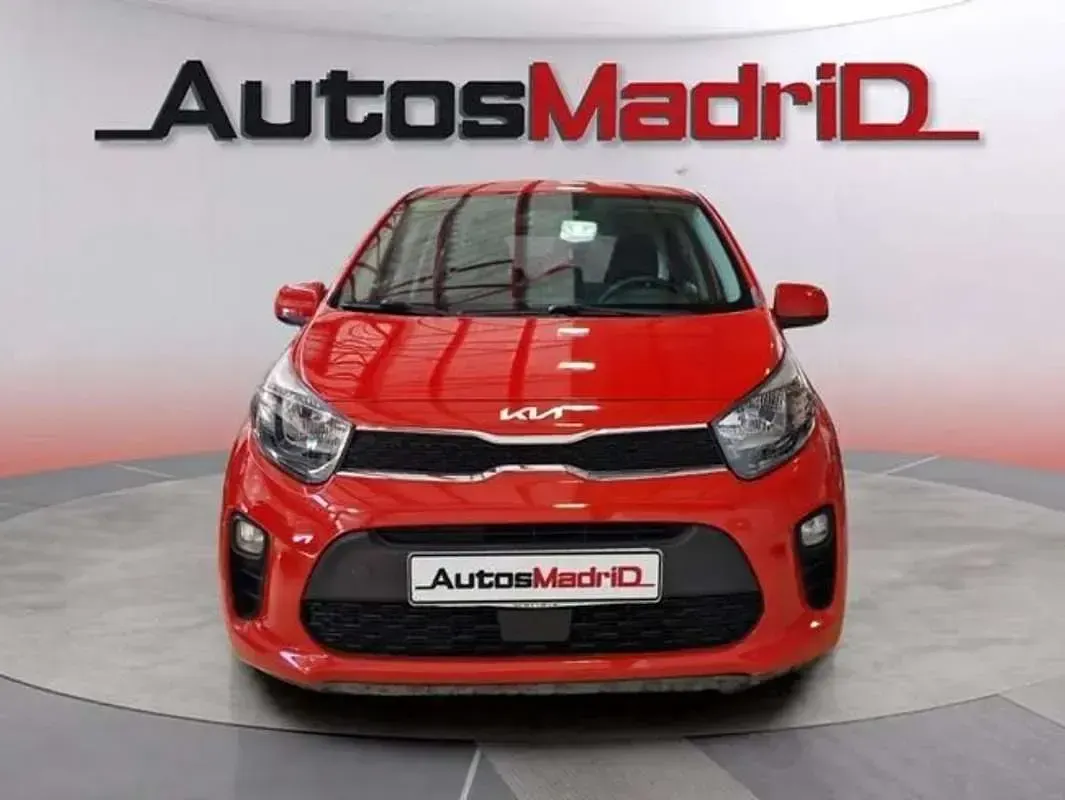 Usado Kia Picanto 67 CV (49 kW) 2022 Rojo Utilitario