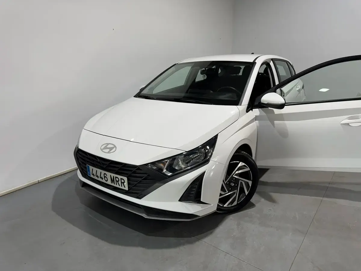 Usado Hyundai i20 83 CV (61 kW) 2024 Utilitario