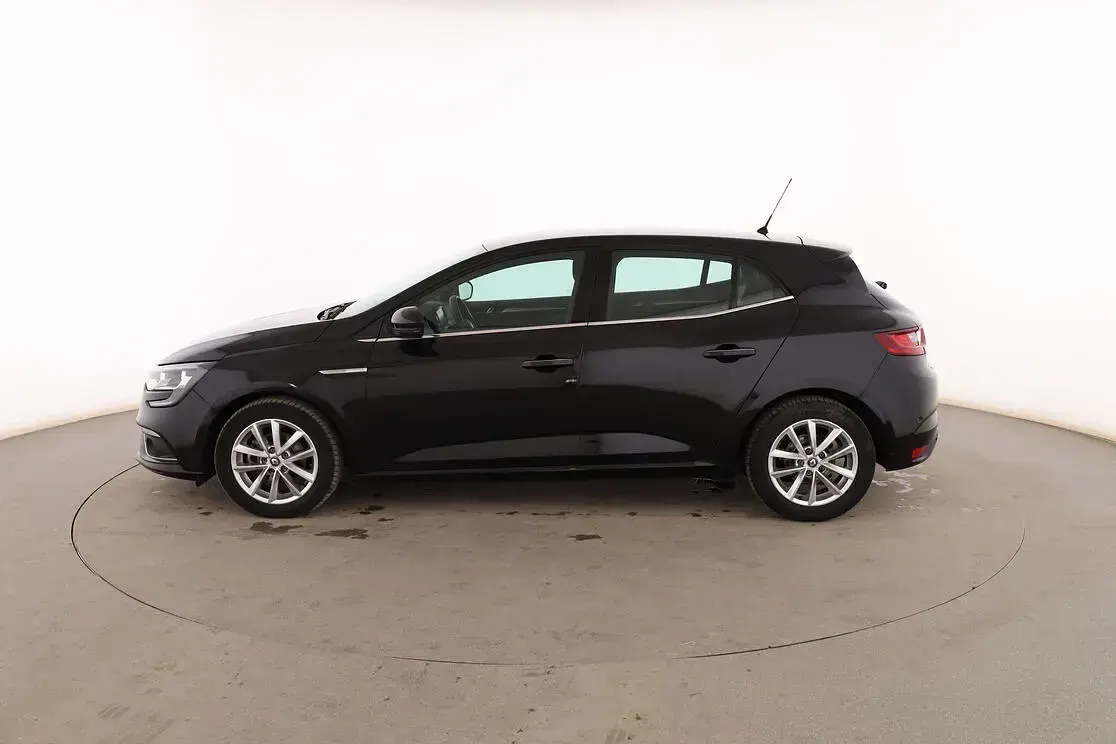 Usado Renault Mégane IV Zen 110 CV (80 kW) 2016 Negro Utilitario
