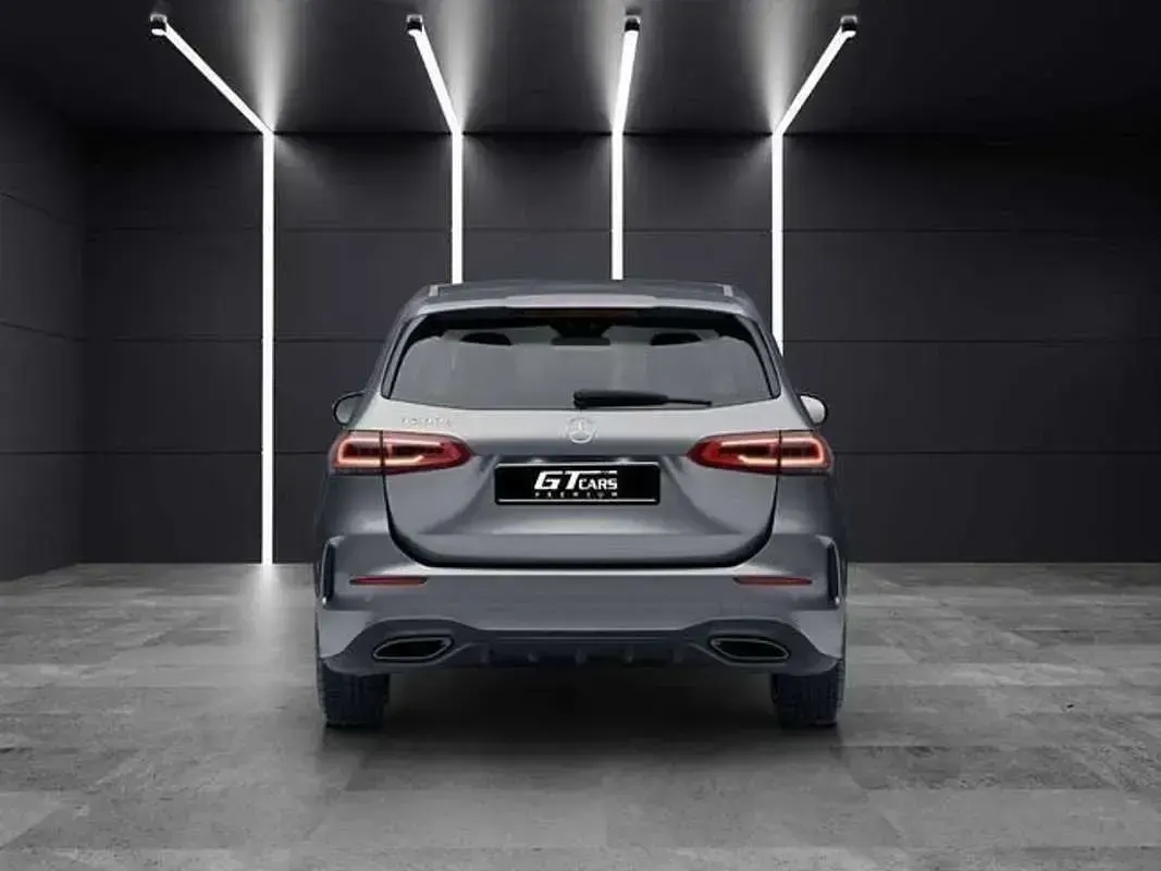 Usado Mercedes B200 AMG 150 CV (110 kW) 2022 Gris Utilitario