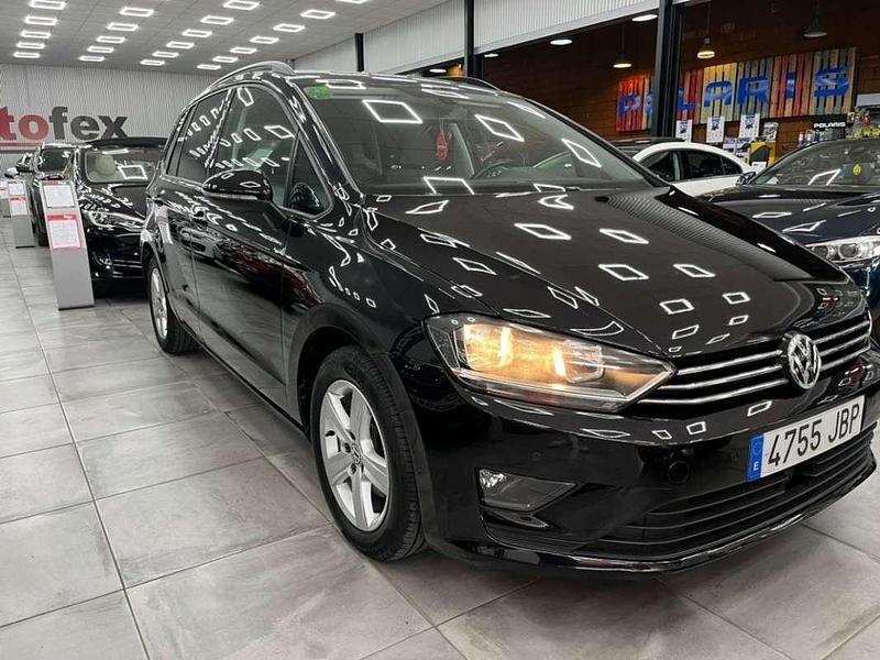 Usado VW Golf Sportsvan Advance 110 CV (80 kW) 2014 Negro Monovolumen