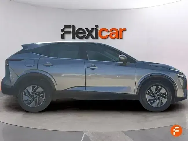 Usado Nissan Qashqai Acenta 140 CV (102 kW) 2024 Gris SUV