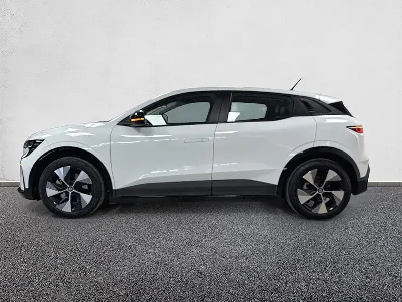 Usado Renault Mégane Equilibre 95 kW (130 CV) 2023 Blanco Berlina