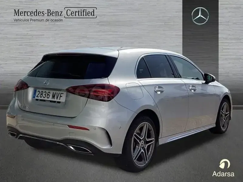 Usado Mercedes A250 218 CV (160 kW) 2024 Gris / plata Berlina