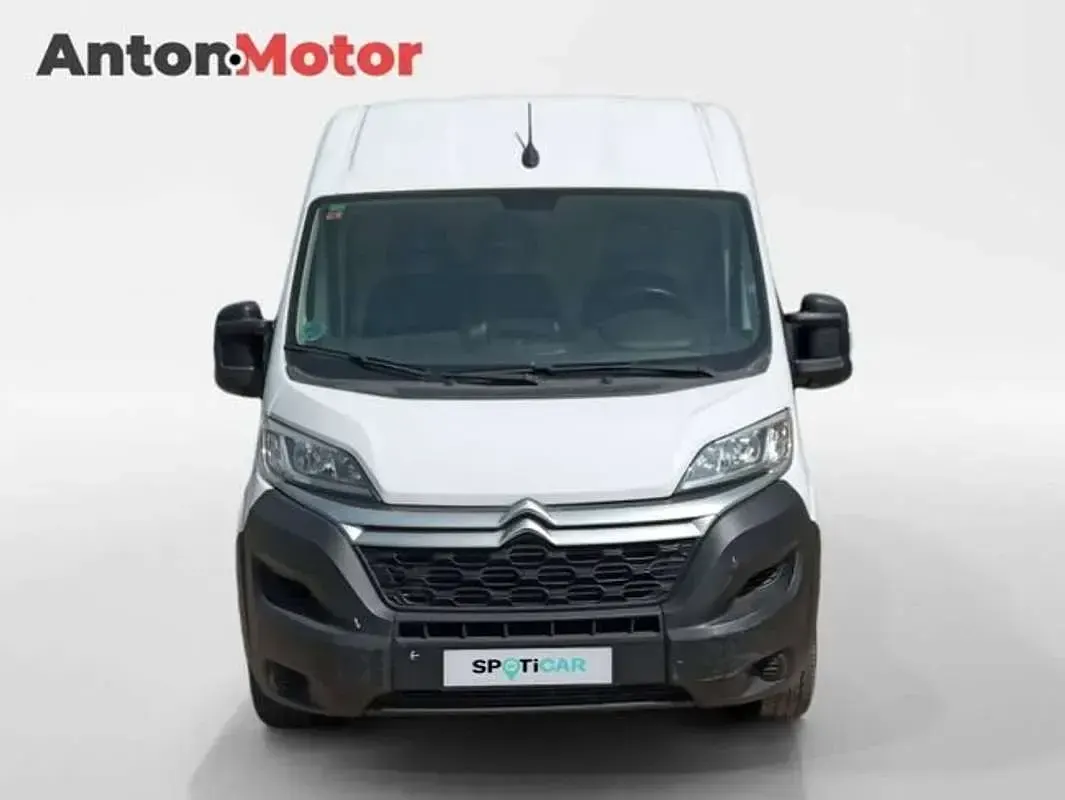 Usado Citroën Jumper 140 CV (102 kW) 2022 Blanco Monovolumen
