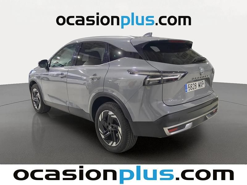 Usado Nissan Qashqai N-Connecta 140 CV (102 kW) 2025 Gris SUV