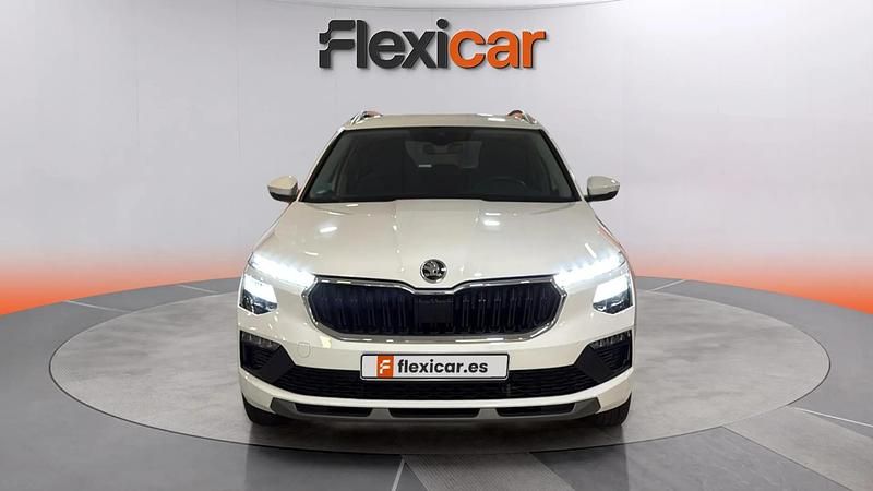 Usado Skoda Kamiq Selection 116 CV (85 kW) 2024 Blanco SUV