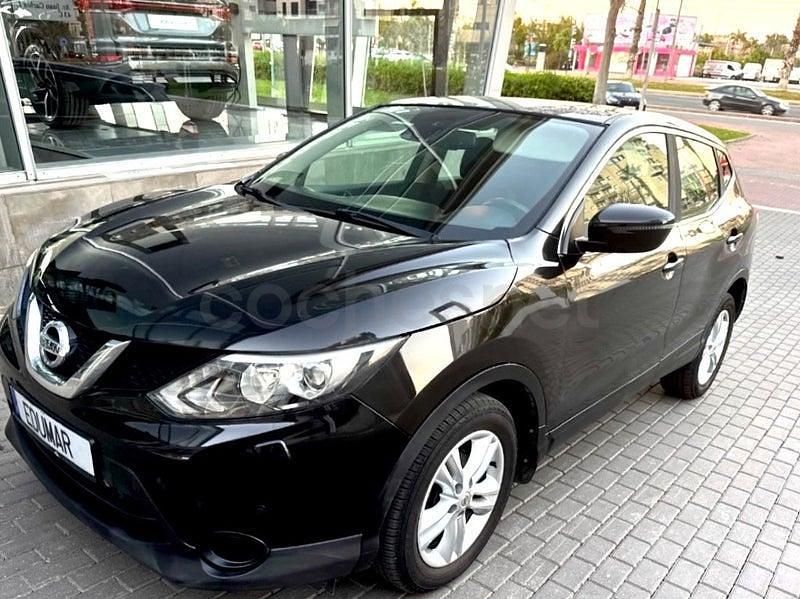 Usado Nissan Qashqai Acenta 130 CV (95 kW) 2015 Negro SUV