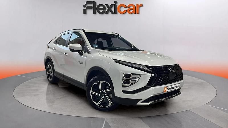 Usado Mitsubishi Eclipse Cross 188 CV (138 kW) 2025 Blanco SUV