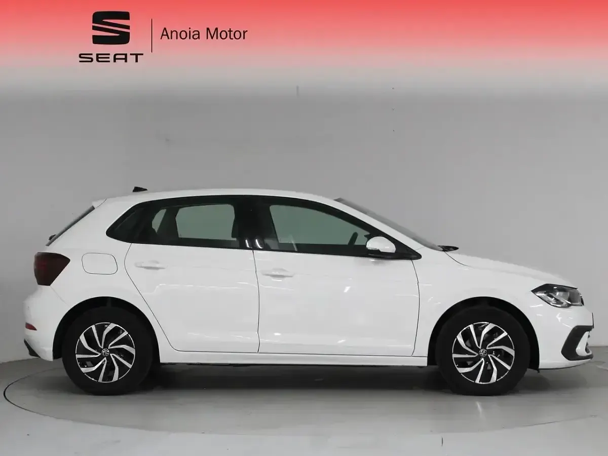 Usado VW Polo Life 95 CV (69 kW) 2022 Blanco Berlina