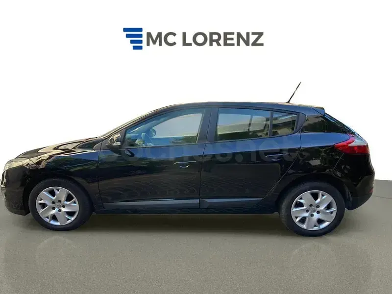 Usado Renault Mégane LIMITED 115 CV (84 kW) 2014 Negro Berlina