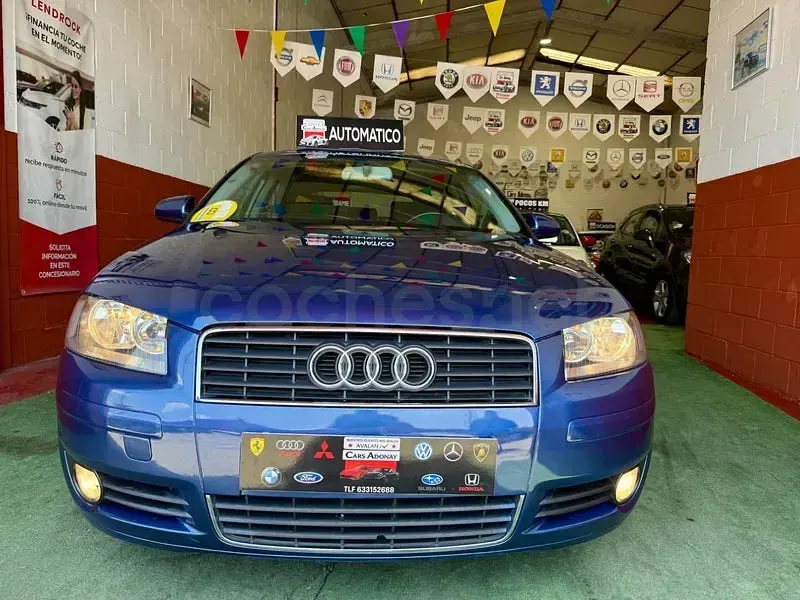 Usado Audi A3 Ambition 140 CV (102 kW) 2006 Azul Utilitario