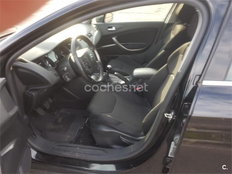 Usado Citroën C5 Shine 150 CV (110 kW) 2016 Negro Berlina