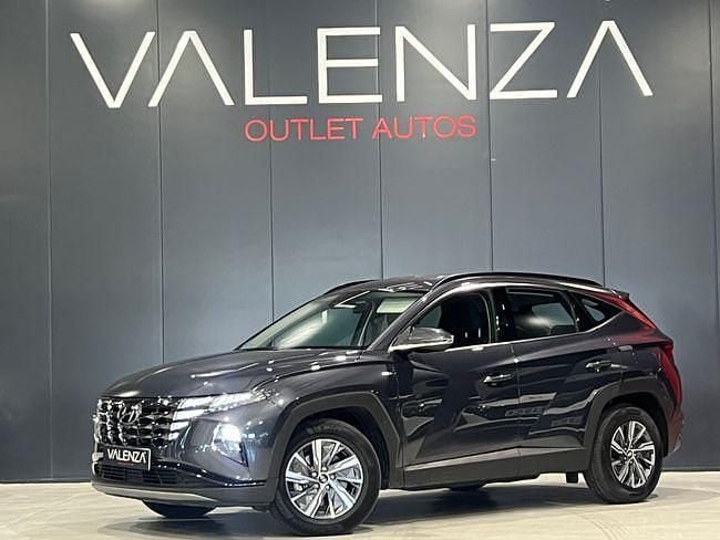 Gris Usado 2023 Hyundai Tucson SUV | 27.900 € (Caro) - Imagen 1/4