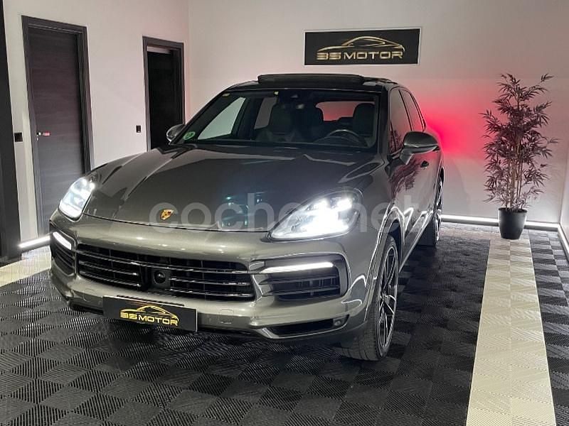 Gris / plata Usado 2020 Porsche Cayenne SUV | 49.990 € (Precio justo) - Imagen 1/4