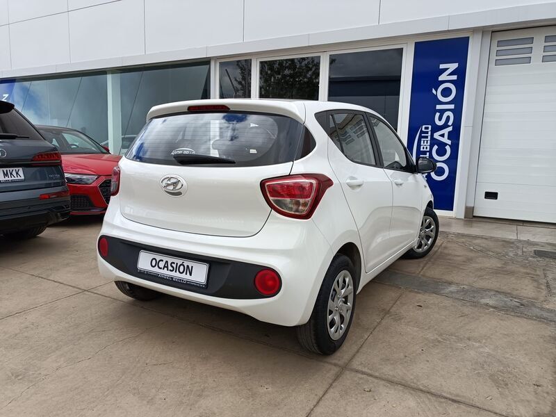 Blanco Usado 2019 Hyundai i10 GO! Utilitario | 9900 € (Precio justo) - Imagen 1/4