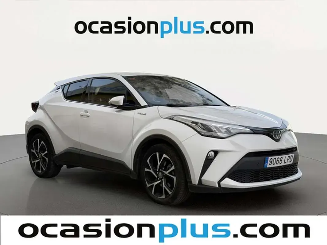 Käytetty Toyota C-HR Advance 184 HP (135 kW) 2021 Valkoinen Katumaasturi