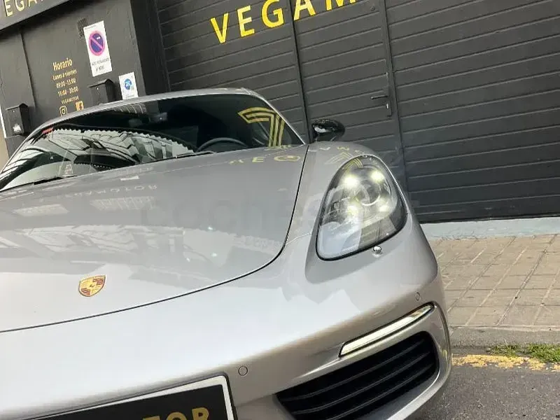 Usado Porsche 718 Cayman 300 CV (220 kW) 2017 Gris / plata Coupe