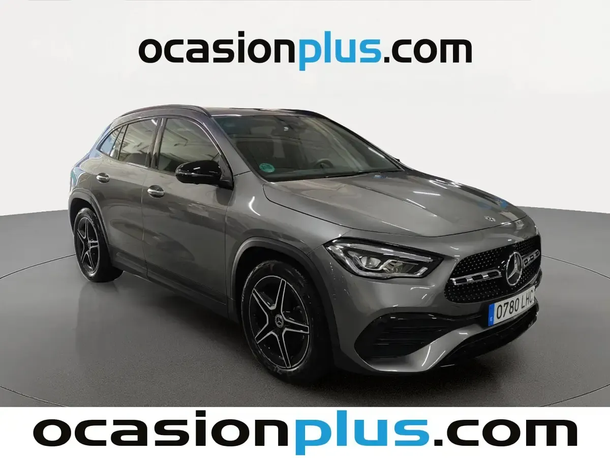 Usado Mercedes GLA200 AMG 150 CV (110 kW) 2020 Gris SUV