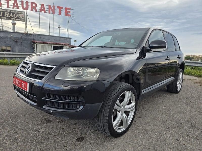 Usado VW Touareg 225 CV (165 kW) 2006 Negro SUV