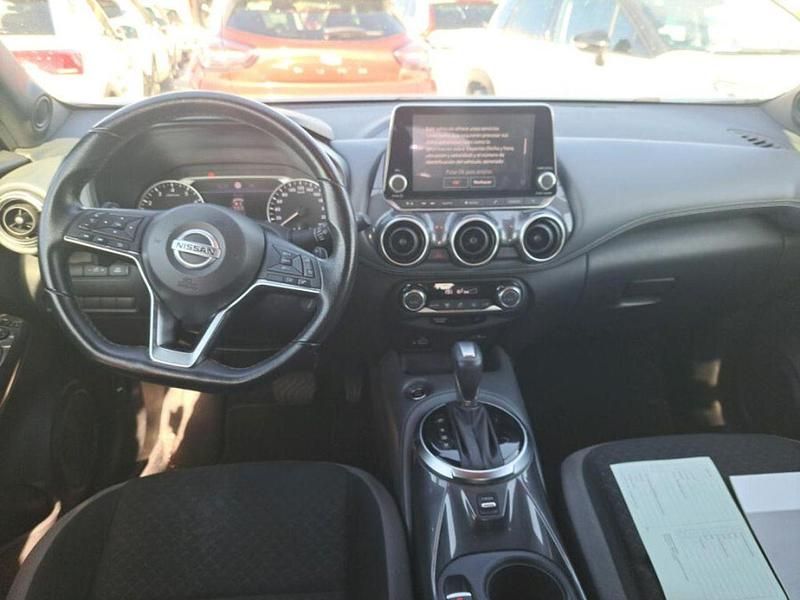 Usado Nissan Juke N-Connecta 114 CV (83 kW) 2021 Gris SUV