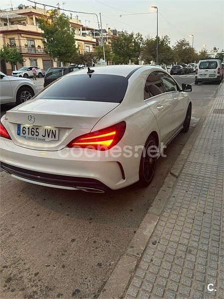 Usado Mercedes CLA180 Urban 122 CV (89 kW) 2016 Blanco Berlina