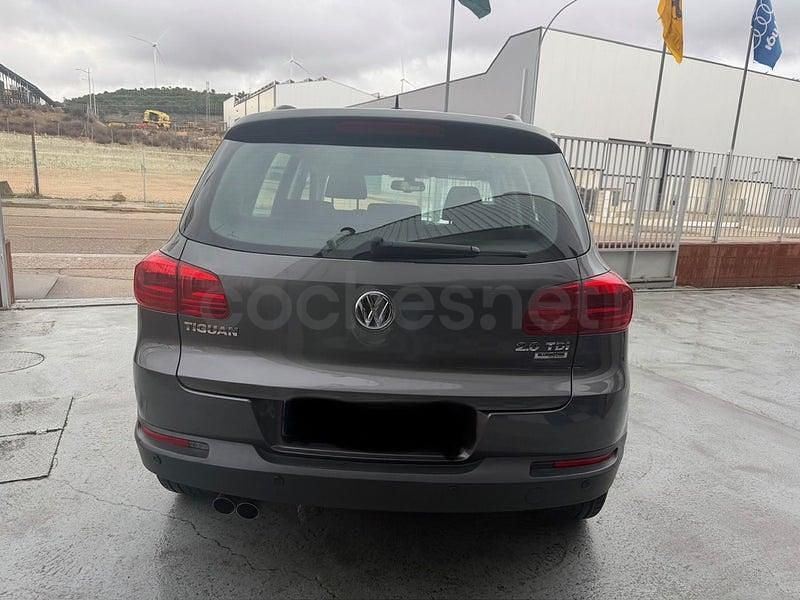 Usado VW Tiguan 110 CV (80 kW) 2016 Gris / plata SUV