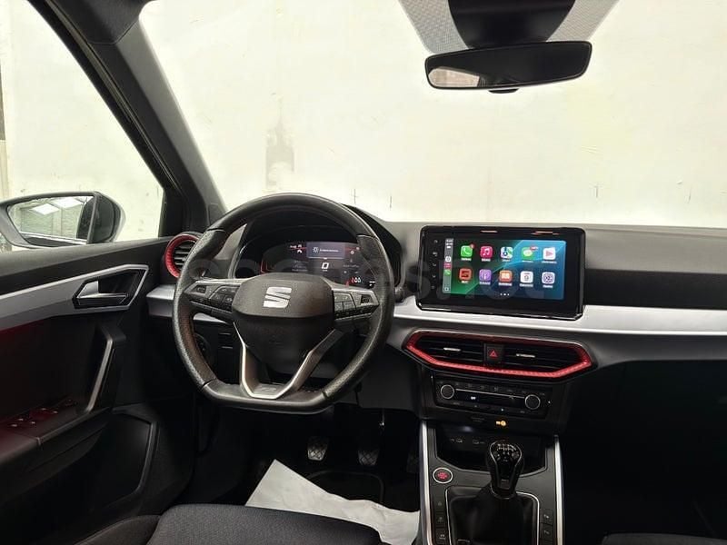 Usado Seat Arona FR 115 CV (84 kW) 2024 Negro SUV