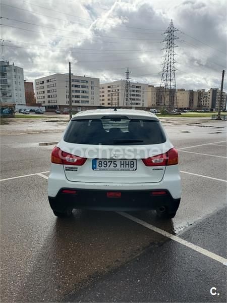 Usado Mitsubishi ASX Motion 116 CV (85 kW) 2011 Blanco SUV
