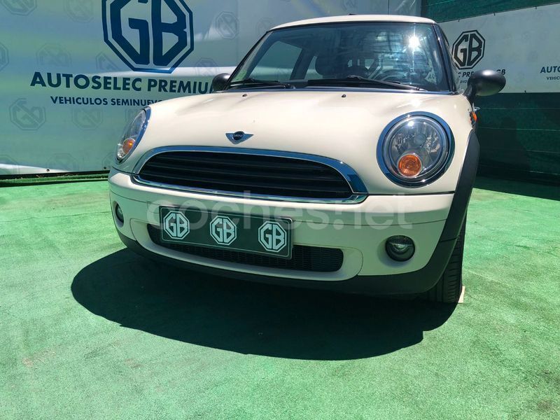 Blanco Usado 2010 Mini ONE Utilitario | 3499 € (Super precio) - Imagen 1/4
