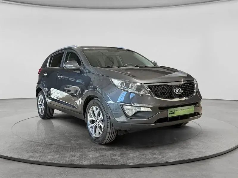 Usado Kia Sportage 115 CV (84 kW) 2015 Gris / plata SUV