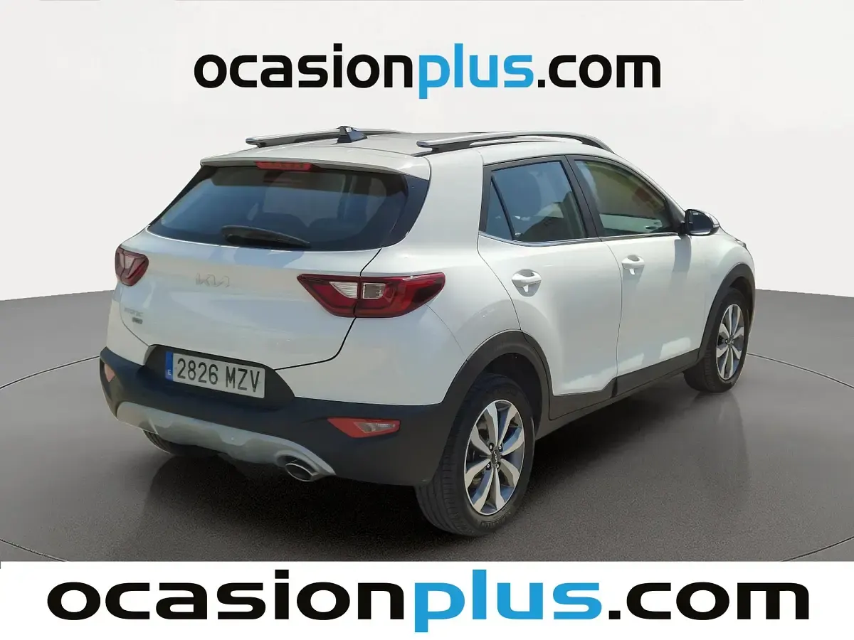 Usado Kia Stonic 101 CV (74 kW) 2025 Blanco SUV
